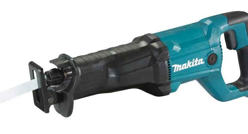 Пила сабельная Makita JR 3051TK 1200Вт,0-2800обм,ход-28мм,рез-255мм,3.2кг,чем